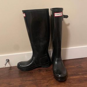 HUNTER BOOTS